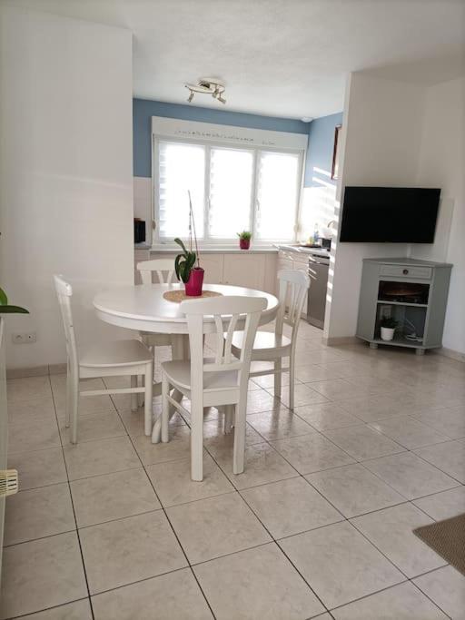 Апартаменты Strasbourg 3 Pieces Avec Jardin Брюмат Экстерьер фото